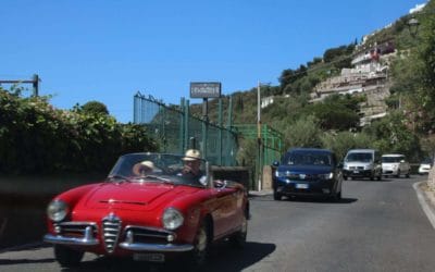 Autoverkehr in Italien oder: da passt immer noch eine Vespa dazwischen