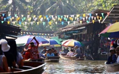 Boote auf den Schwimmenden Märkten von Damnoen Saduak